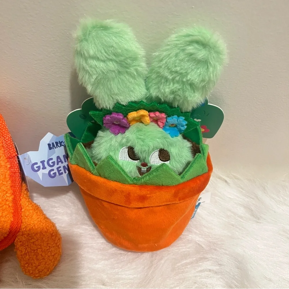 BARK: Squeaky Dog Toys (Lot4)